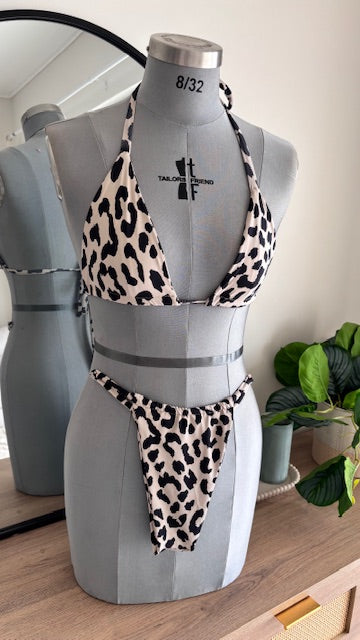 wtf bikini M